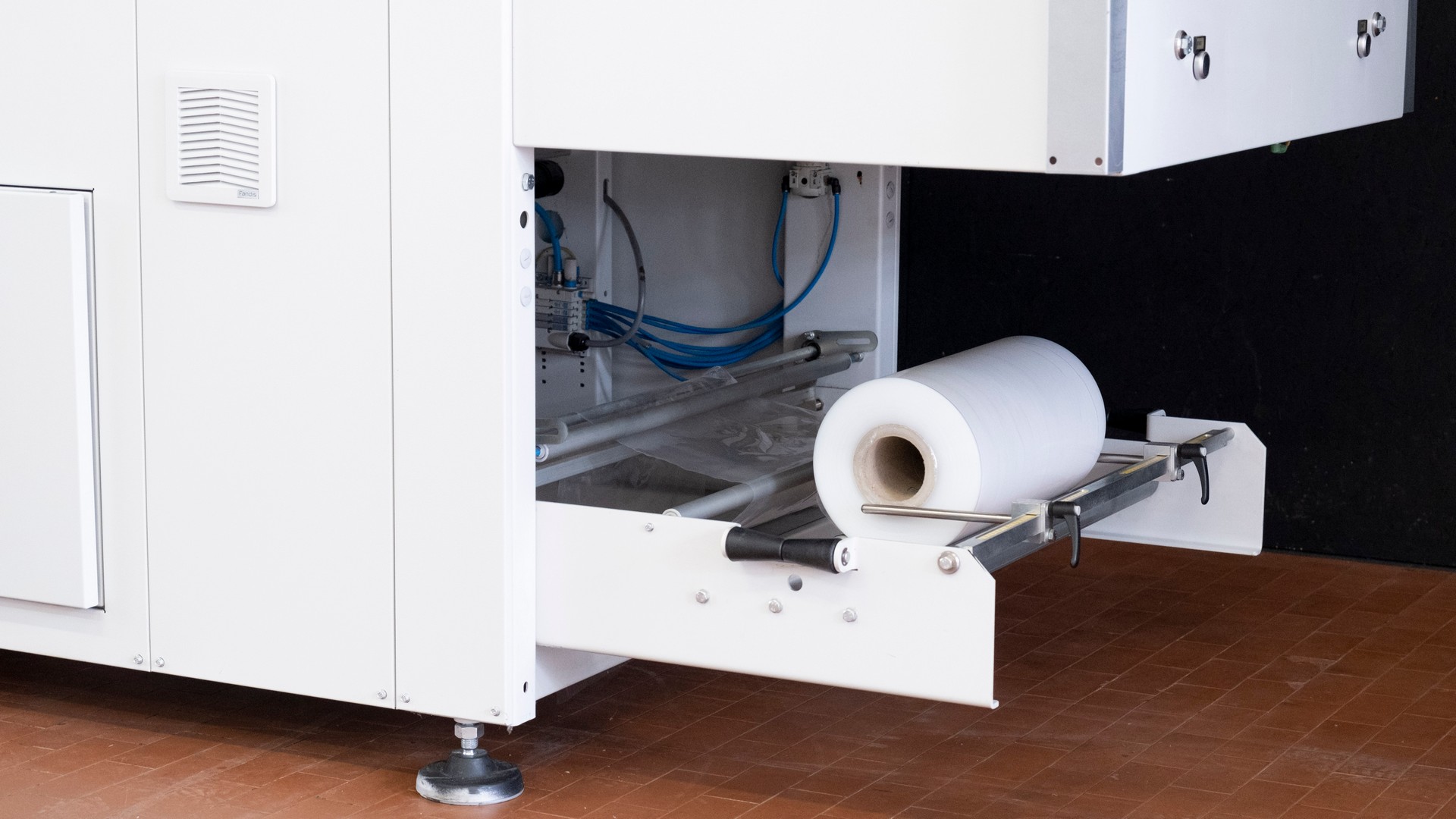 brokerpack_smipackbp800_bassa_12